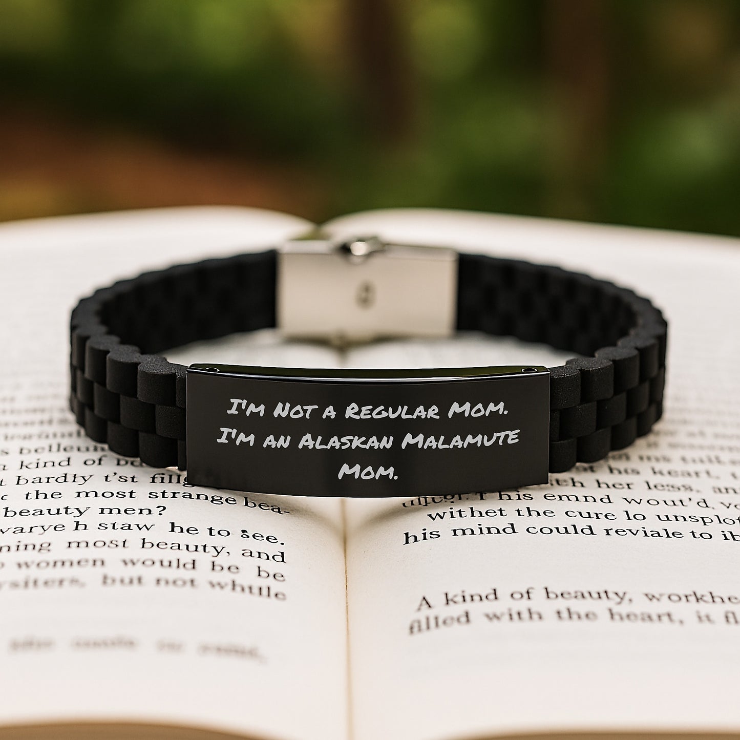 Funny Alaskan Malamute Mom Gifts for Her, Adjustable Glide lock Clasp Black Stainless Steel Silicone Jewelry for Women, Gifts from Mom, Perfect for Graduation Unique Gifts - Image 2