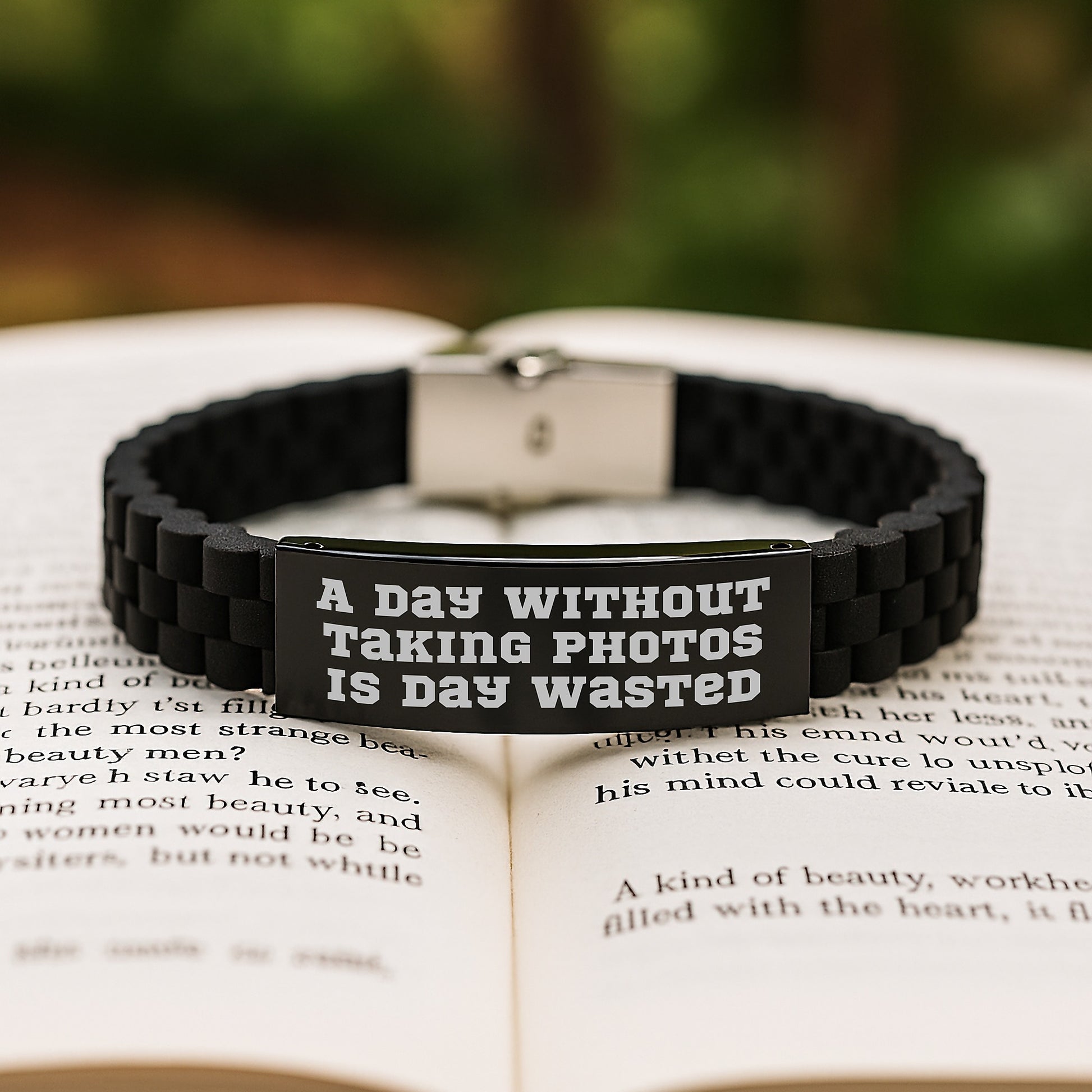 Funny Taking Photos Quote Glide lock Clasp Birthday Unique Gifts for Men from Family - 'A Day Without Taking Photos Is Day Wasted' - Image 2